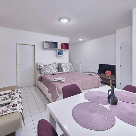 Relax * 布拉迪斯拉发